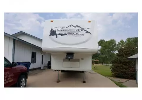 2007 Summit Ridge 5th Wheel Camper