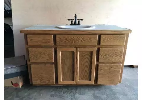 Bathroom vanity