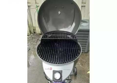 Once used char broil grill