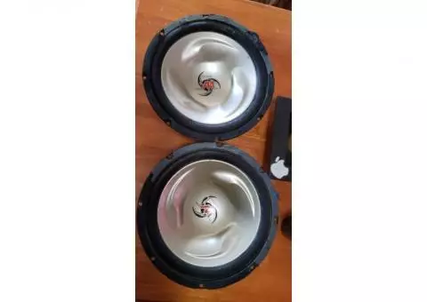 12" Kenwood subwoofers and 1000w Kenwood monoblock amp