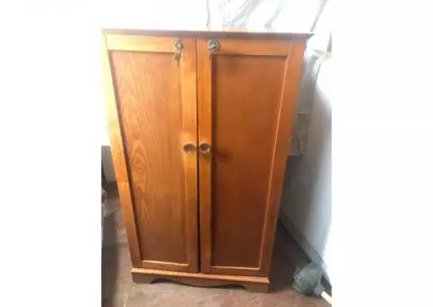 Wood cabinet