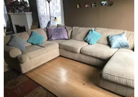 Sectional couch