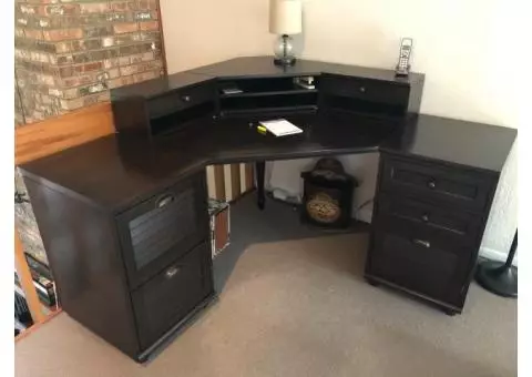 Corner Desk