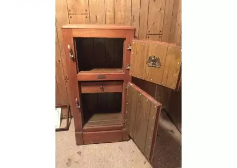 Antique ice box