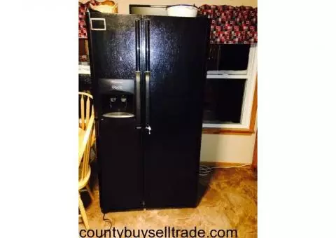 Frigidaire Side by Side