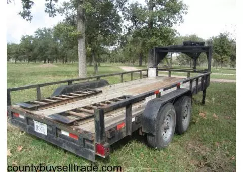 2009 18Ft LowBoy Gooseneck / Texas Pride Trailer