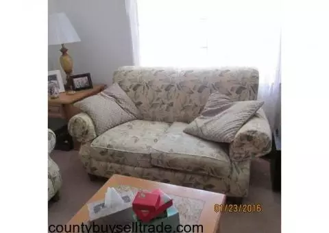 Couch & Loveseat