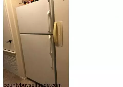 GE Refrigerator