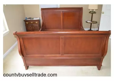 Sleigh Bed Cherry