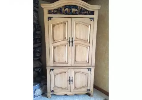 TV Armoire