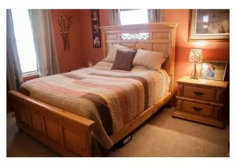 Queen bedroom set