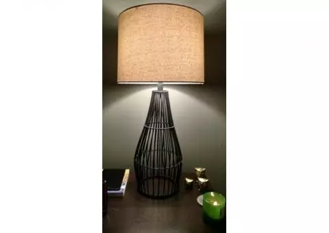 Table lamp