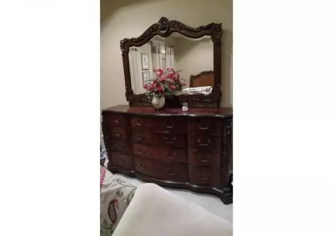 King Size Walnut Bedroom Set