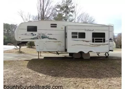 2006 Wildcat 5th wheel