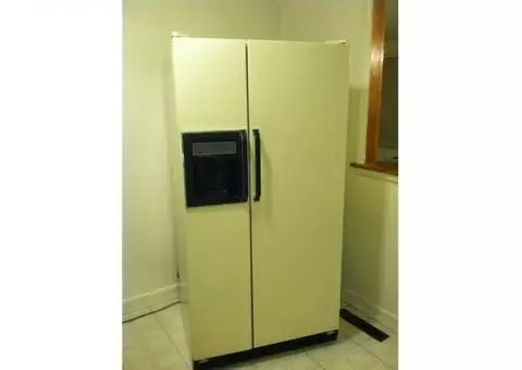 Side-by-side refrigerator