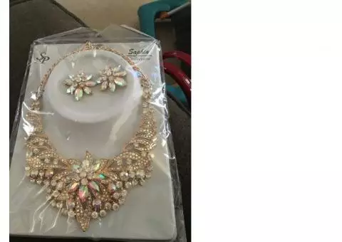 Brand new jewelry set bling