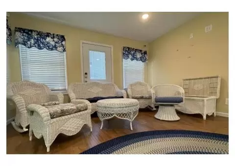 Moving sale- Wicker Living Room set of 8