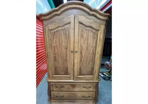 Armoire