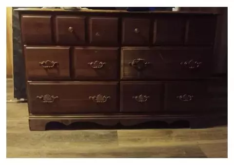 Dresser Used