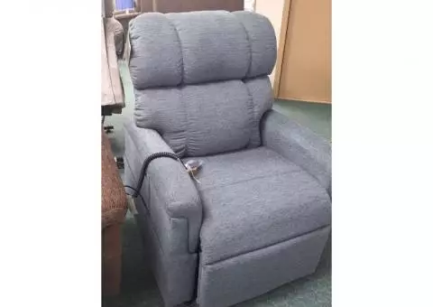 Recliner LIFT chair