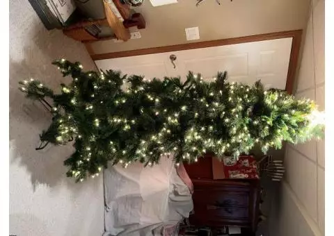 Christmas tree comes/w (star and lights)