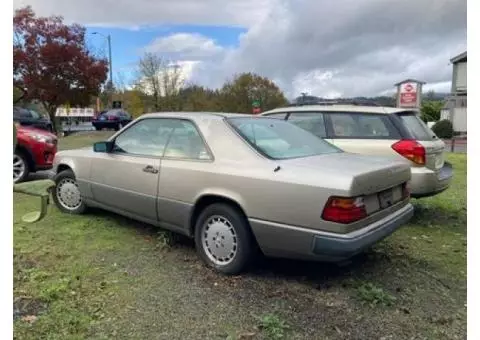 1989 Mercedes 300 CE parts car