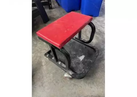 Work Stool w/casters