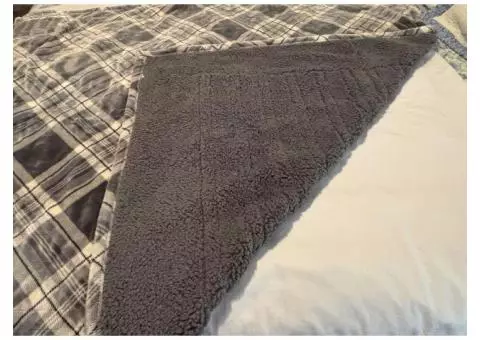 New Velvety Soft Berkshire Electric Throw Blanket