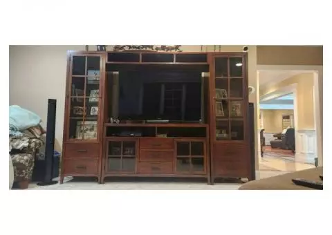 Large Entertainment wall unit (Raymour & Flanigan) - 3-pc. with 60" TV console