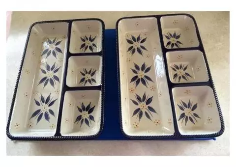 2 Temp-Tations Old World Serving Trays