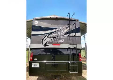 2012 Tiffin Allegro Open Road