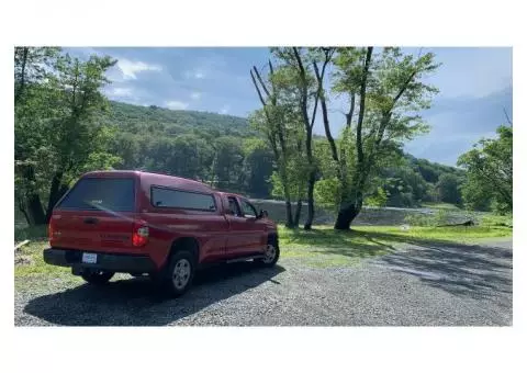 ARE high rise truck cap for 8’ Tundra