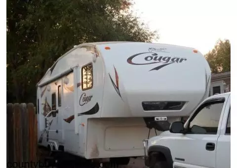 2010 Keystone Cougar 5th Wheel