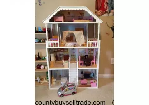 Kid Kraft Doll House