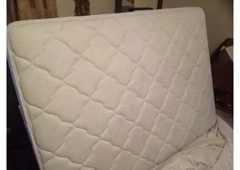 Full Size Mattress and Box Spring