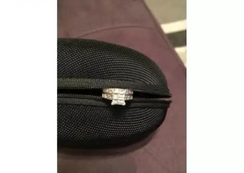 11 ct White Gold, 1 ct Diamond engagement ring