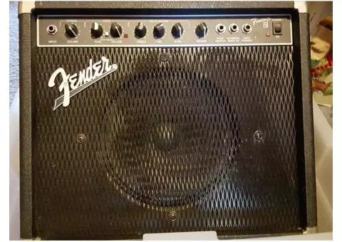 USED Fender 25R 25 Watt Guitar Amplifier w/Manual!