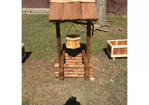 Wishing well planters