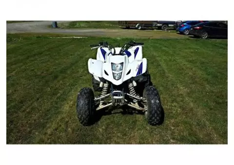 06 Suzuki LTZ 400