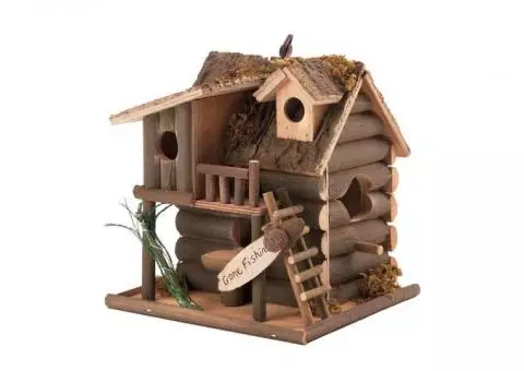 GONE FISHIN’ BIRDHOUSE