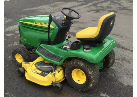 John Deere LX 288 Lawn Tractor