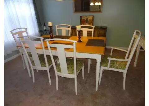 Dining Room Table and Chairs