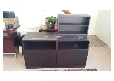 Free TV / entertainment center