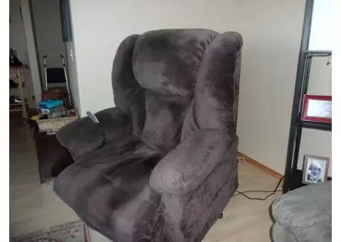 Lift chair, reclining, like new