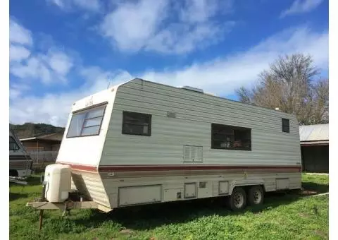 1987 Vintage Trailer 26ft w/ Upgrades