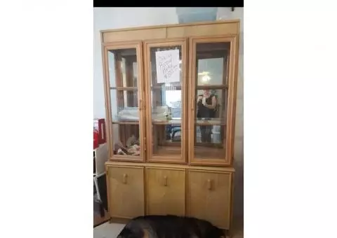 Blonde wood,Diningroom Hutch