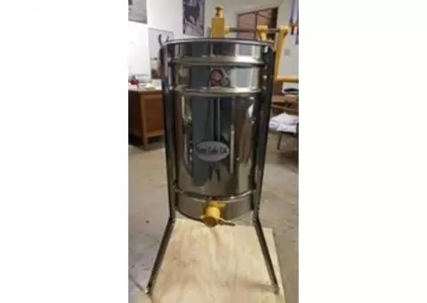 Mann Lake Extractor