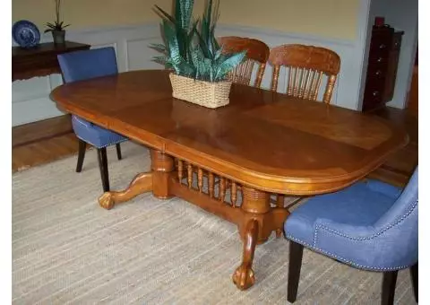 Dining Room Table and Chairs