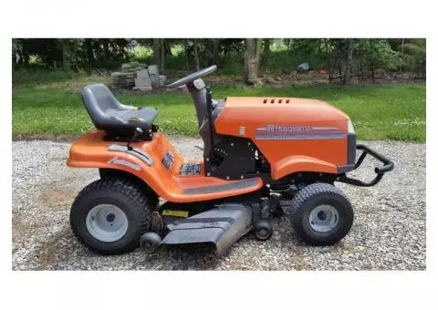 RIDING MOWER