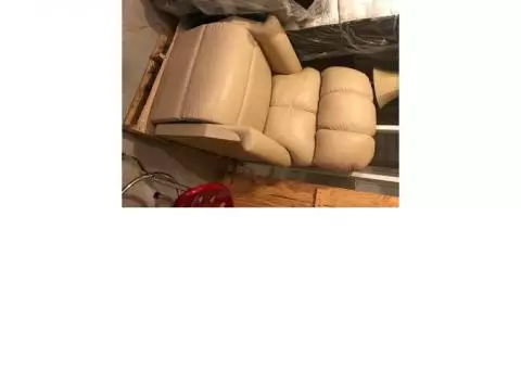 Leather lift chair